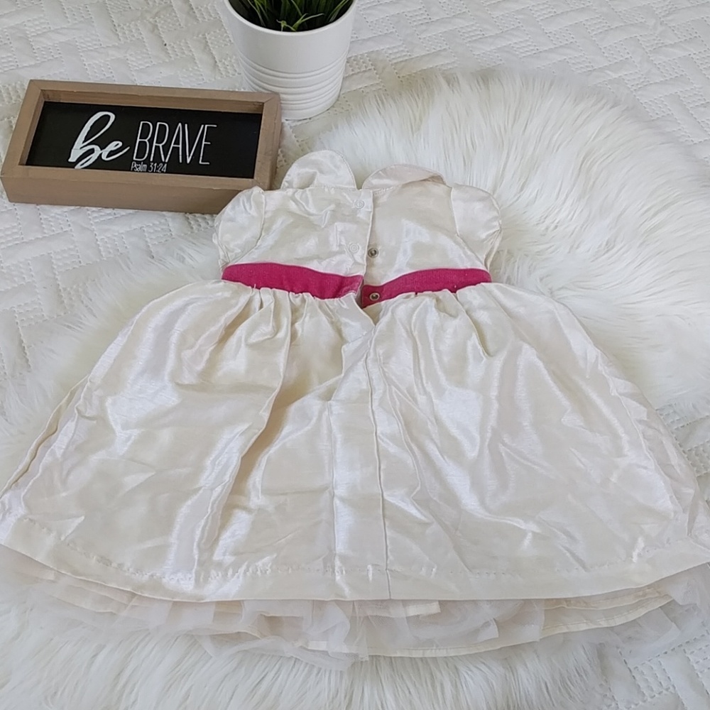 Gymboree dress with pink velvet bow - Picture 3 of 4